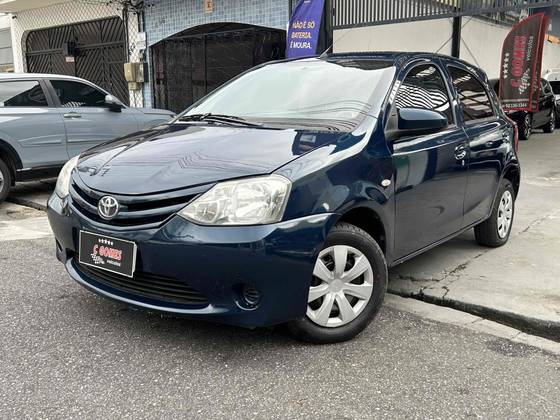 TOYOTA ETIOS 1.3 X 16V FLEX 4P MANUAL TOYOTA ETIOS 1.3 X 16V FLEX 4P MANUAL